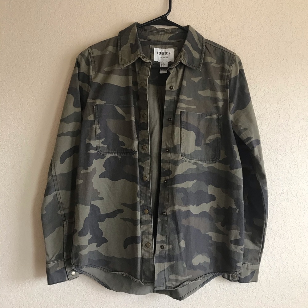 Forever 21 camo shirt jacket